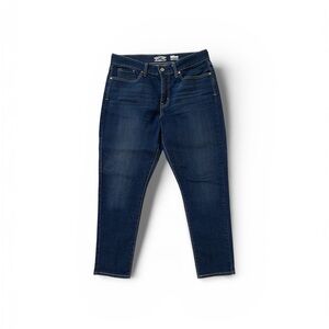 Women’s Levis Signature Jeans